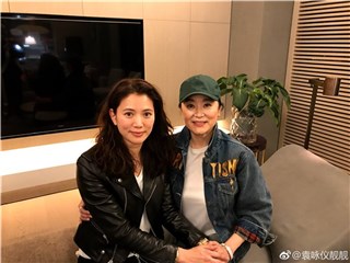 袁咏仪晒林青霞合影引回忆杀 网友大呼：两大美人啊