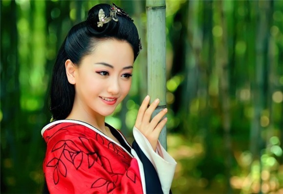 《半妖2》换角!关晓彤截胡杨蓉 宋威龙受于正力捧