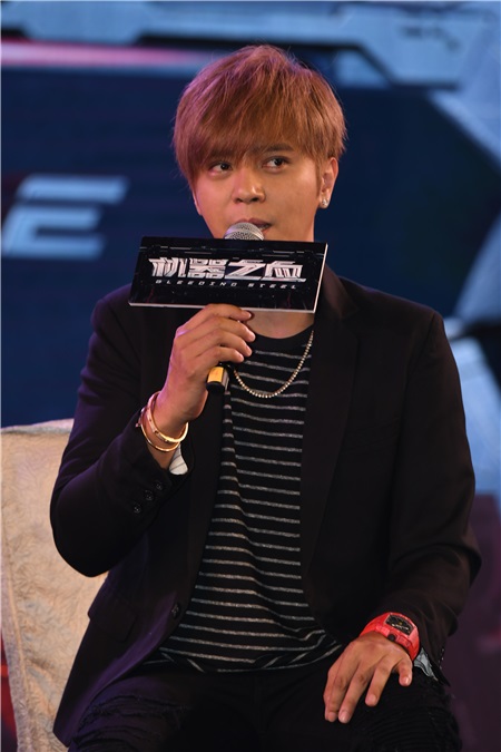 罗志祥首演人类挑战大 拍摄危险戏份均亲上阵