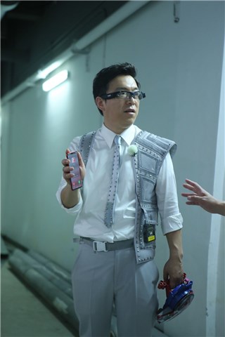 黄渤在挑战中