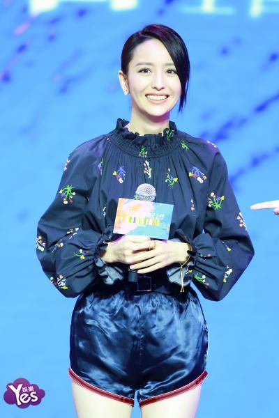〈Yes 北京现场〉《超时空同居》举办发布会 雷佳音佟丽娅爆笑上演超时空爱恋