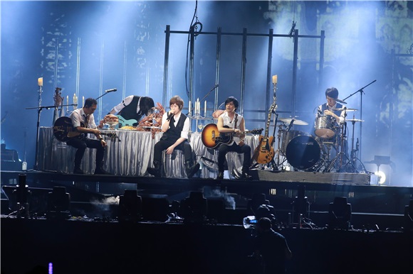 五月天《JUST ROCK IT 2016就是演唱会》台北站