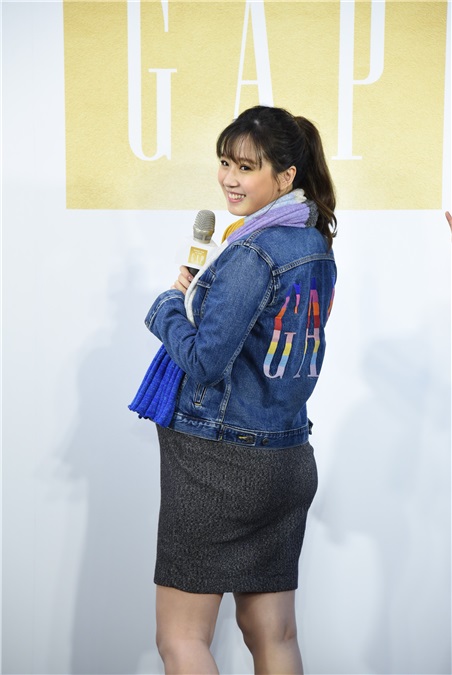 方志友待产前亮丽出席休闲服饰品牌发表会 分享将与儿子见面的倒数心情