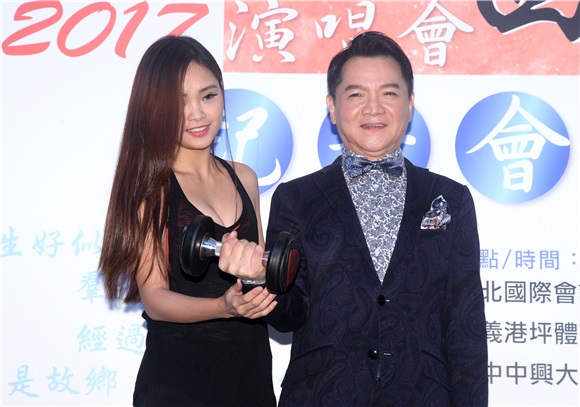 宝岛歌王叶启田举办《2017蓦然回首巡回演唱会》记者会
