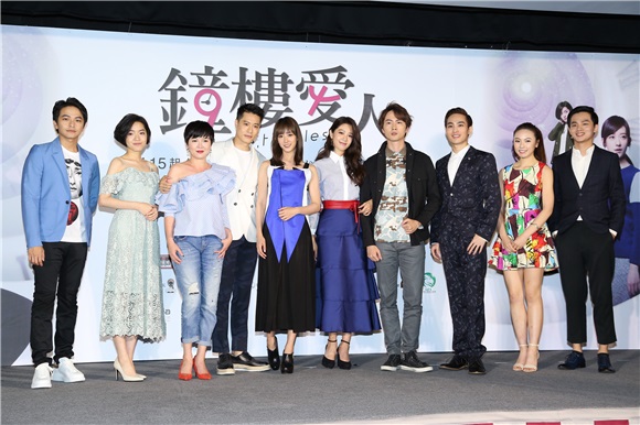周汤豪、孟耿如、黄薇停、张捷等出席戏剧《钟楼爱人》首映会