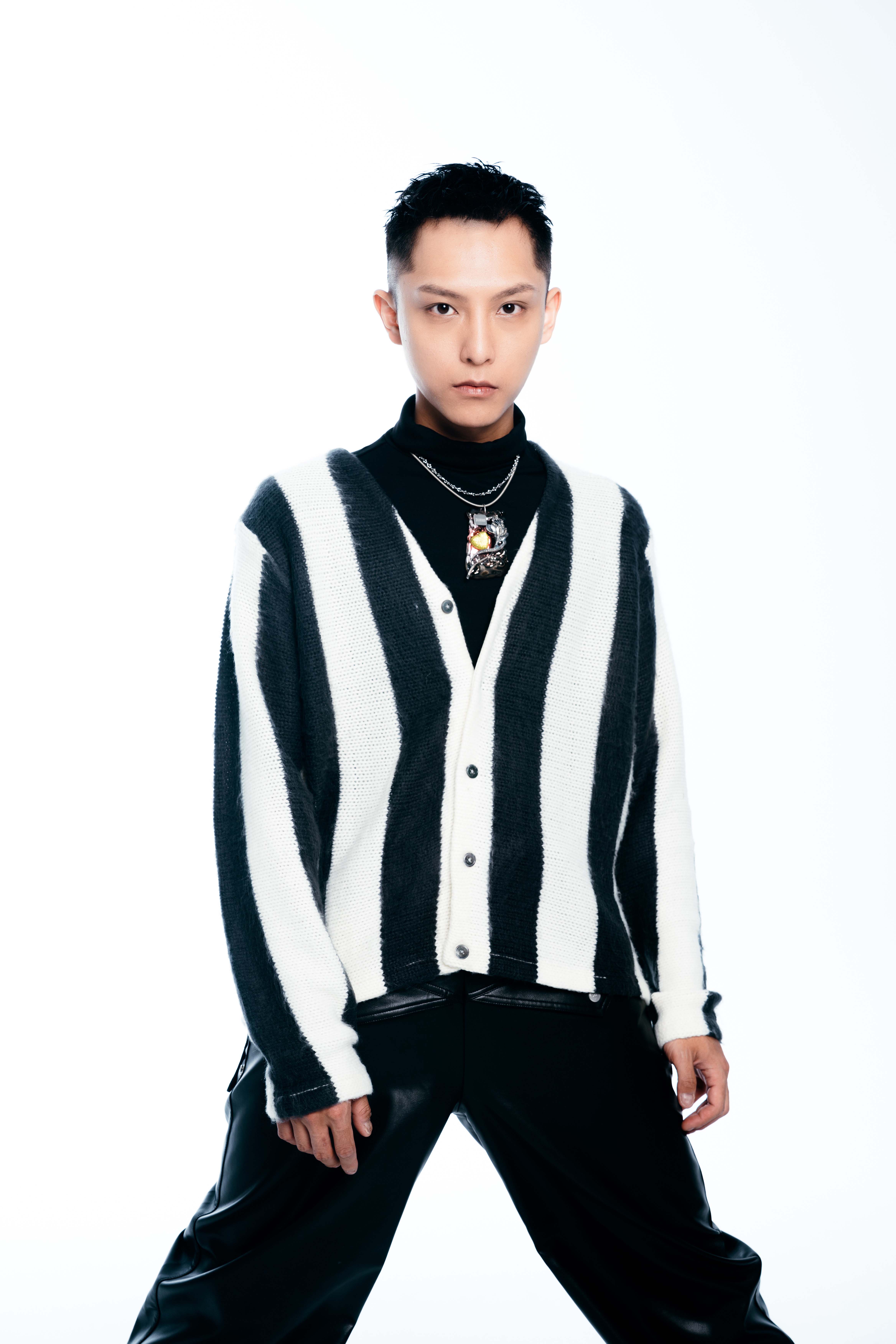 創作新人好大面子 金曲獎最佳專輯製作人 跨刀彈吉他打鼓