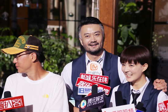 曹卫宇为「儿子」澄清 赞扬徐璐是咖啡小姐