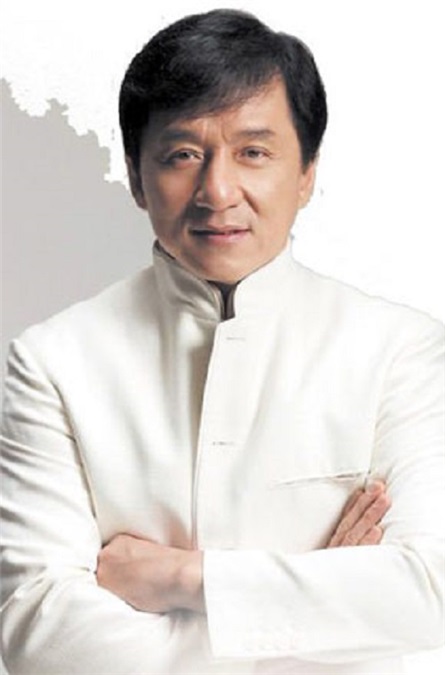 娱乐圈掀起直播潮 成龙刘涛出镜直播平台