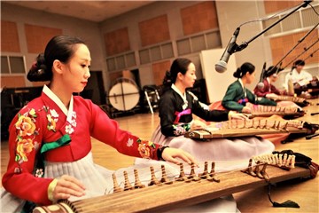 (朝鲜族音乐录制现场)