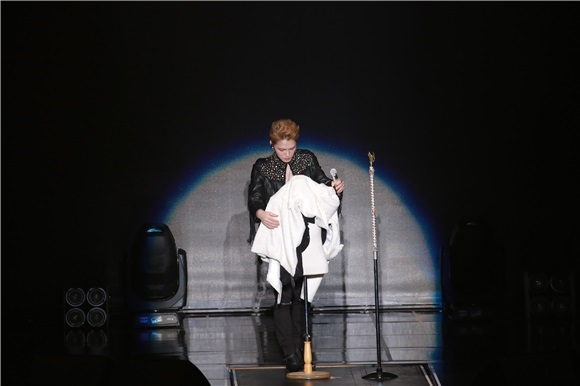 JYJ成员金举办了退伍后首个亚洲巡回演唱会