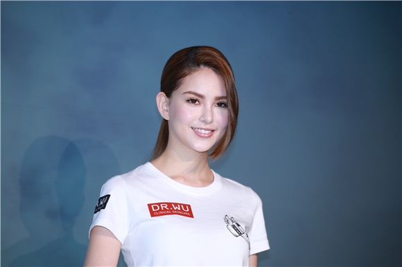 昆凌 Dr.Wu公益记者会