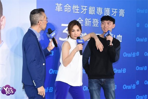 Ella陈嘉桦出席牙膏新品发表会&def分享牙龈保健秘诀