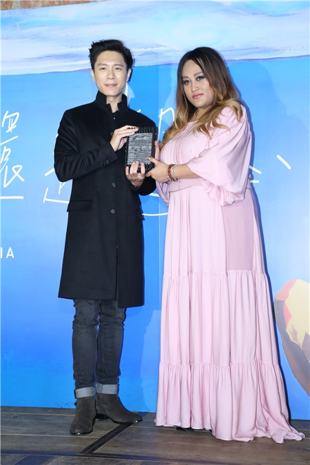 家家、嘉宾玛莎、韦礼安、Hush:《还是想念》发片记者会