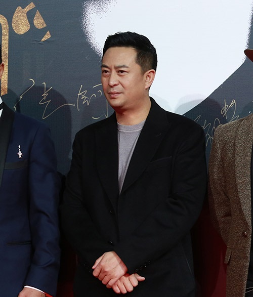 张嘉译亮相《潘金莲》首映 金句连篇博弈范冰冰