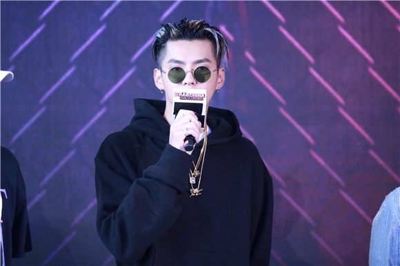 《中国有嘻哈》6.24开播 吴亦凡否认一秒变嘻哈
