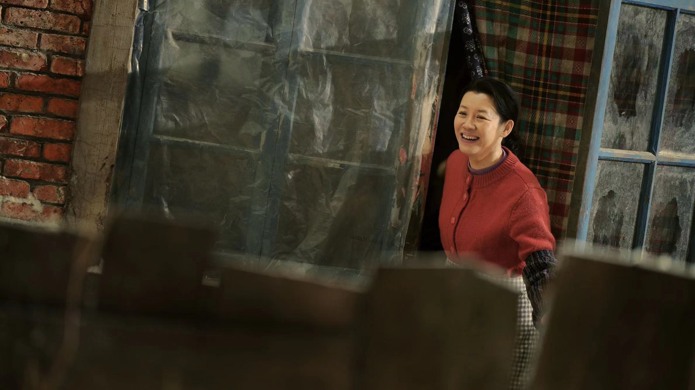 电视剧《父辈的荣耀》开播,刘琳细腻演绎女性力量