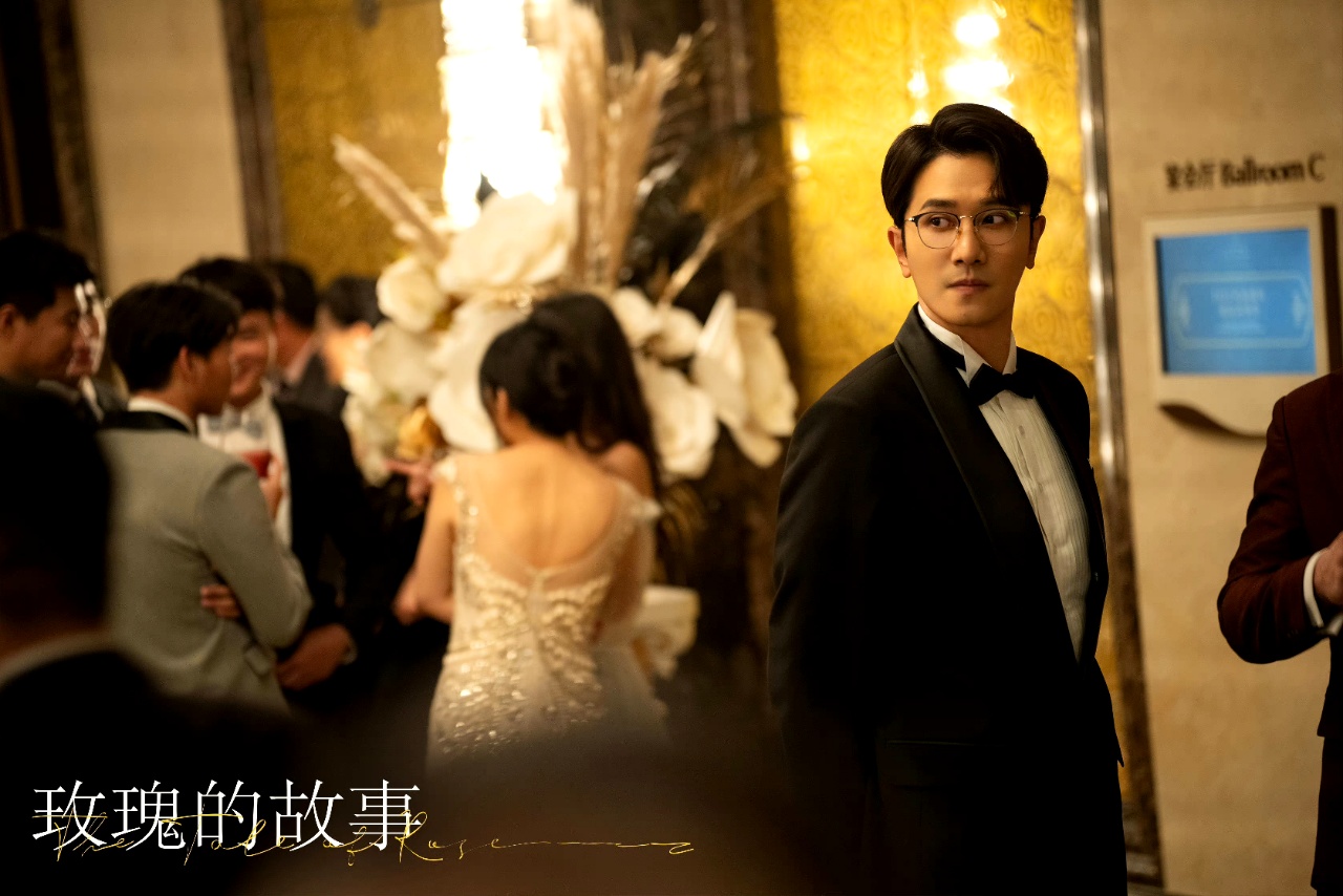 彭冠英新剧《玫瑰的故事》热播 演绎深情背后的悲凉