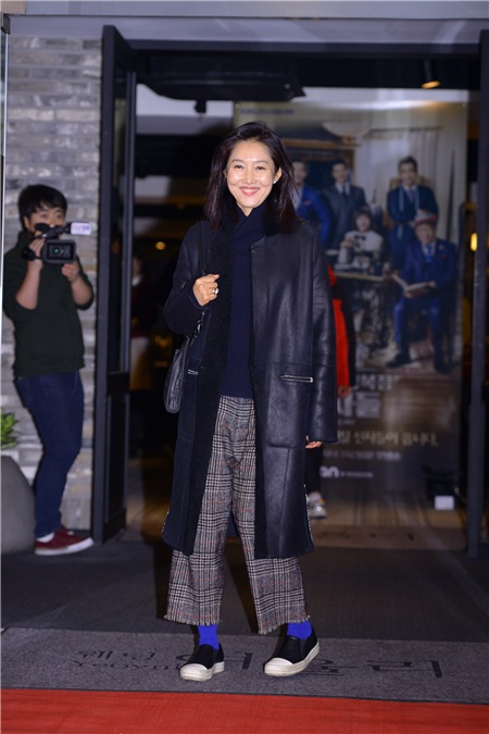 李东健、赵伦熙、显佑、李世英等出席《月桂树西装店的绅士们》终放宴