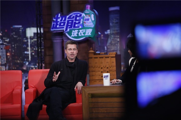 布拉德•皮特《金星秀》曝影片独家内幕 现场「质疑」自己是否还性感
