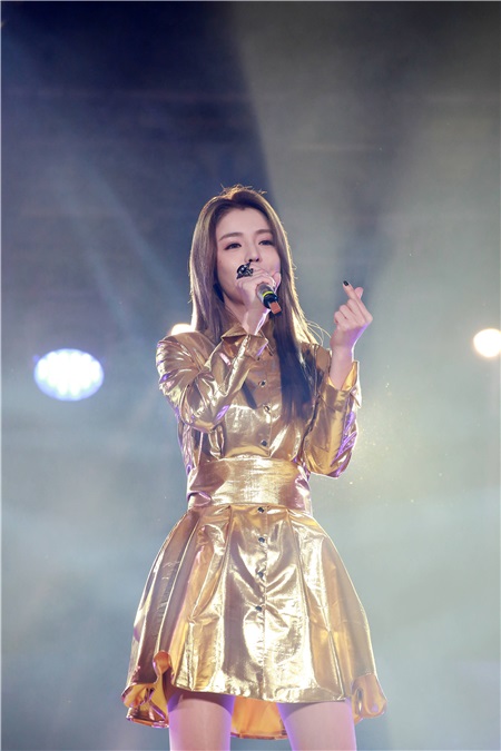 Selina、任家萱、林俊杰等参加2016新北市欢乐耶诞城《巨星耶诞演唱会》