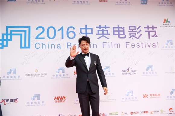 段奕宏凭《烈日灼心》三夺影帝 获中英电影节「最佳男演员」