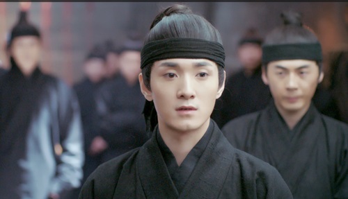 《凤囚凰》何奉天暧昧升温 变情话发射机引调侃:情话Boy