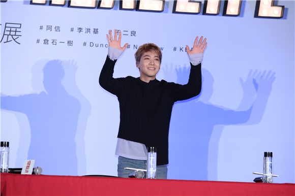 �����찢�š�FTISLAND�������Ĺij�ϯ�ڈ��C����չ