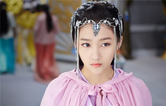 《半妖2》换角!关晓彤截胡杨蓉 宋威龙受于正力捧