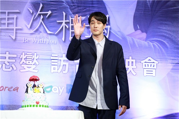 〈Yes 台北现场〉韩星苏志燮姜还是老的辣 死忠女粉集中西门町相随