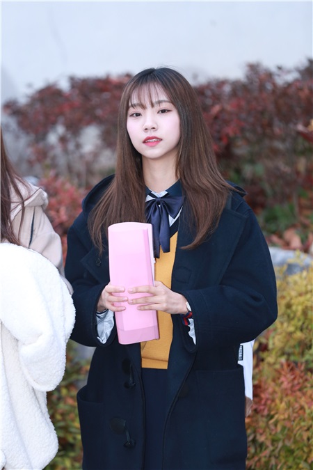 Oh my girl ARin、宇宙少女、多荣等2018参与高考艺人-Dongil Girl’s High School