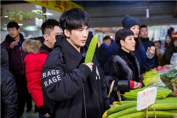 大张伟挑苦瓜