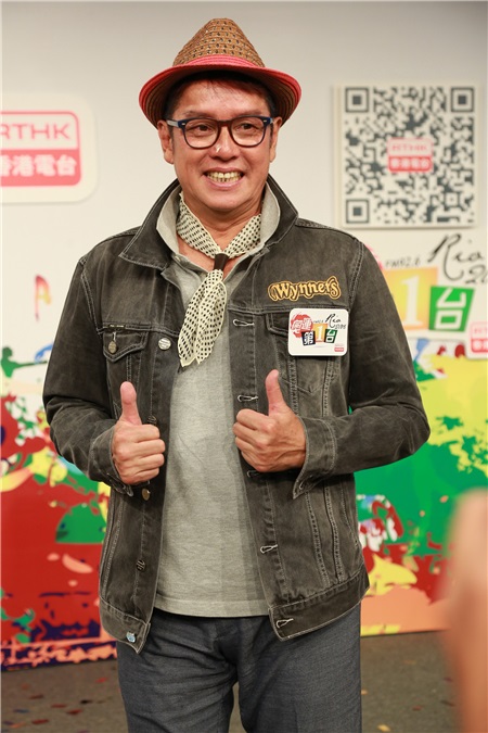 谭咏麟、霍震霆为奥运节目启动礼揭幕