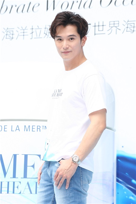 邱泽出席《海洋拉娜世界海洋日》活动