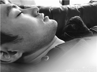 张歆艺晒袁弘睡颜秀恩爱日常 网友：幸福的味道