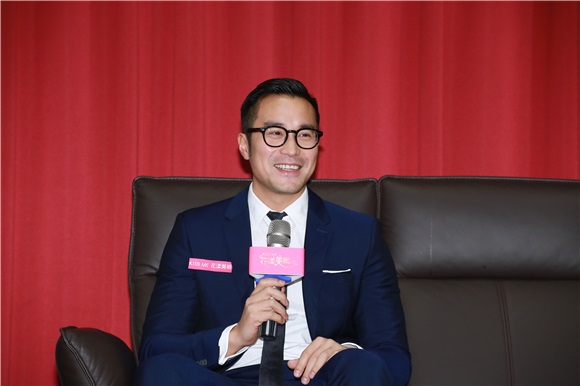 张孝全刘奕儿出席花漾美姬乐园派对