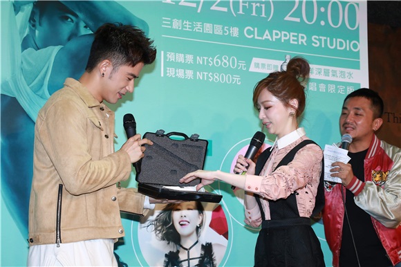 JR纪言恺出席《烟火灿烂我爱你》演唱会售票启动记者会 嘉宾王心凌站台