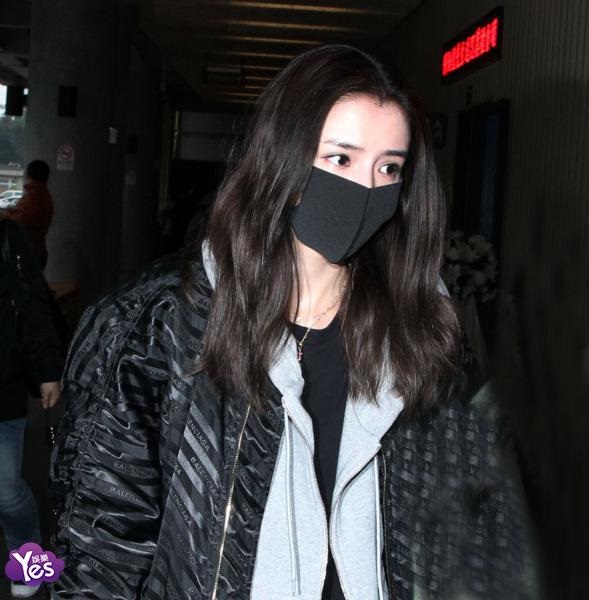 〈Yes 台北现场〉吴克群母亲告别式 播放父母求婚视频感动落泪