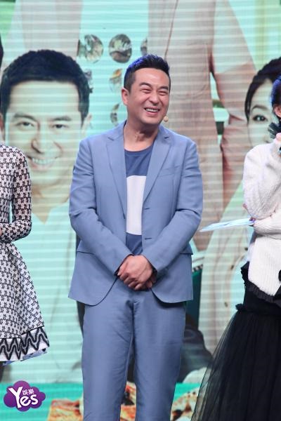 《美好生活》举办发布会 张嘉译李乃文亮相现场