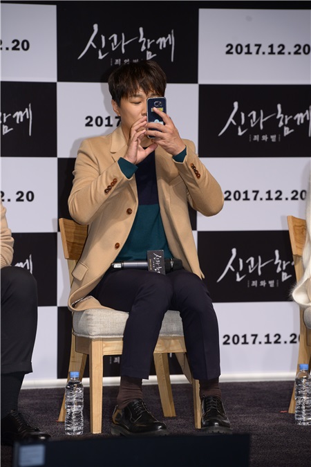 河正宇、车太贤、金香起等出席韩国电影《与神同行》与观众对话活动