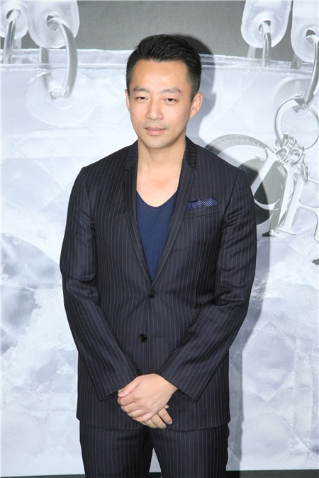 徐熙娣、吴慷仁、锦荣出席艺术展览开幕酒会
