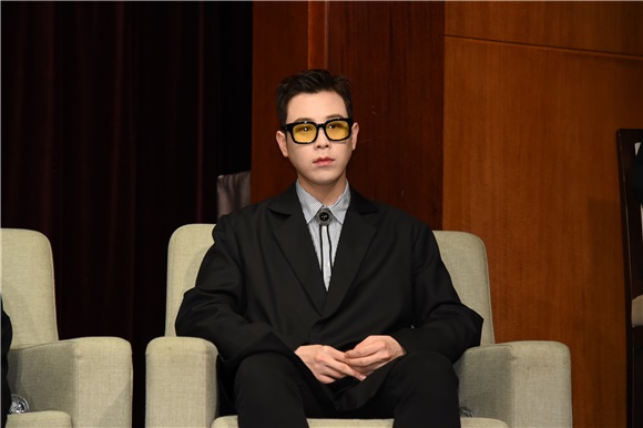韩团BLOCK B出席演唱会记者会