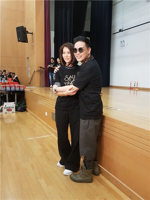 〈Yes 香港现场〉袁咏仪、张玉珊、蔡一智、苏永康等出席中秋送暖活动