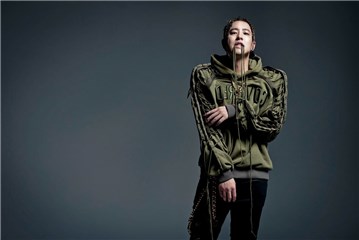 潘玮柏以王者姿态回归乐坛 加盟华纳音乐推首张专辑《illi-异类》