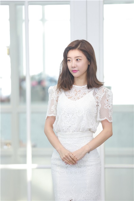 《浪漫的一周4》举行制作发布会 GirlsDay成员素珍、演员张熙珍、林珠银出席