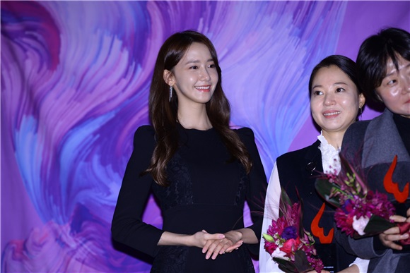 少女时代允儿出席「2016年度女性电影人奖」颁奖典礼