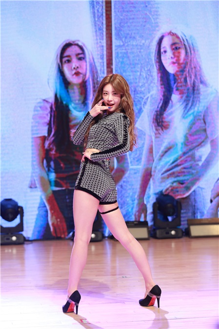 Girl’s Day举行迷你5辑《GIRL`S DAY EVERYDAY #5》发售showcase