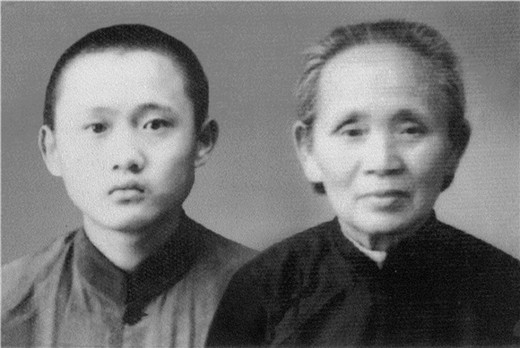 《谢谢了,我的家》苏芮首揭身世之谜 体育评述大咖詹俊曝「童年阴影」