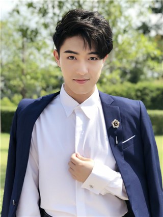 告别偶像练习生後 朱一文赴泰国当经纪人