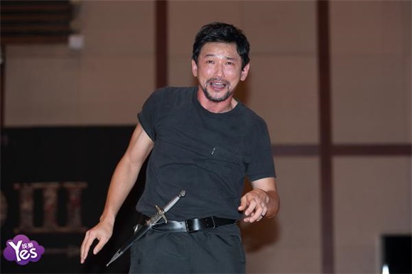 郑雄仁、黄正民等出席话剧《理查德三世》公开演习