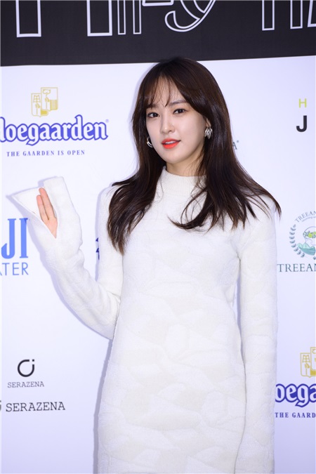 SISTAR孝琳-多顺、曹璐、李珠妍出席某品牌开业纪念活动